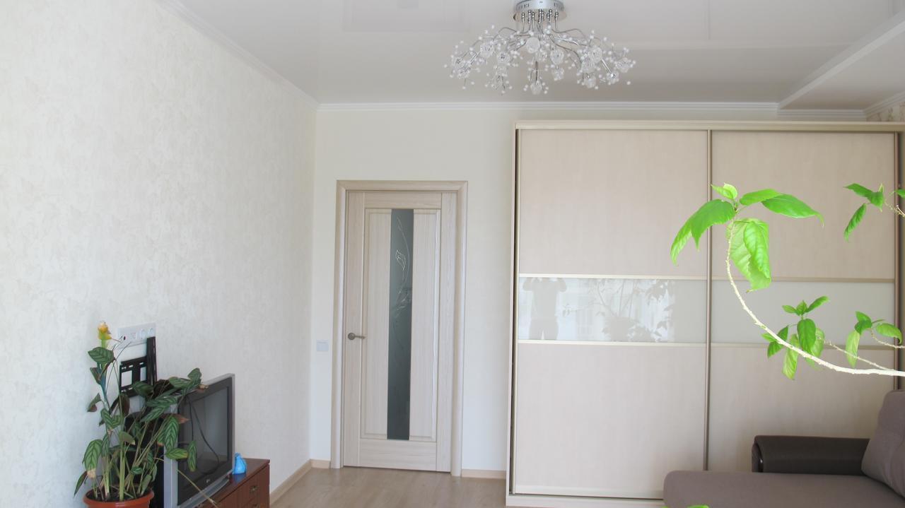 Apartment "Ostrova" Kryzhanivka Exterior photo